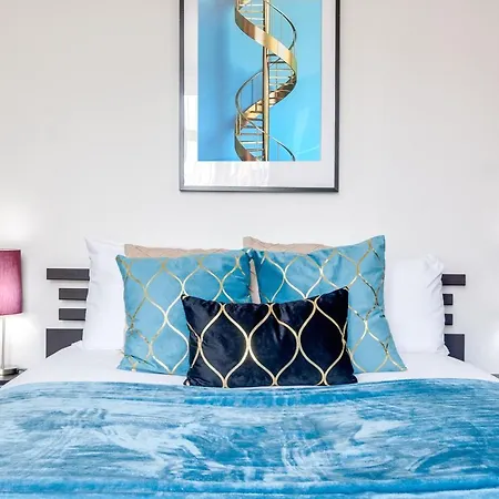 Luxury Townhouse - 4 Bedroom - Edgbaston - Parking- Rated * Birmingham