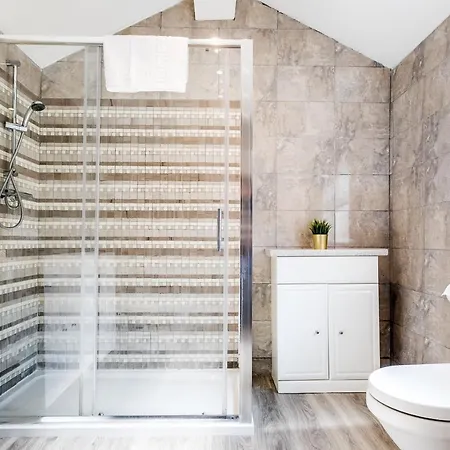 Apartament Luxury Townhouse - 4 Bedroom - Edgbaston - Parking- Rated Birmingham